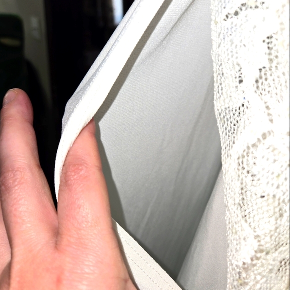 ***Essential White/ Silver Dotted Poncho shirt ---  4XL - Picture 5 of 8